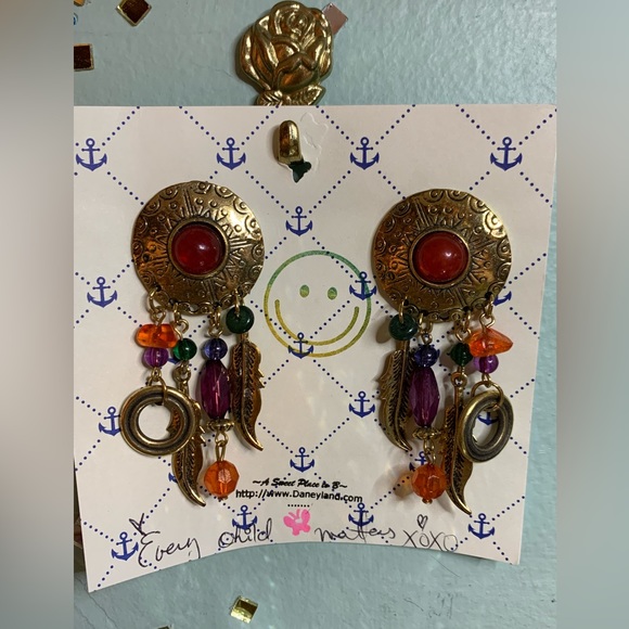 Every Child Matters Earrings - Picture 1 of 3